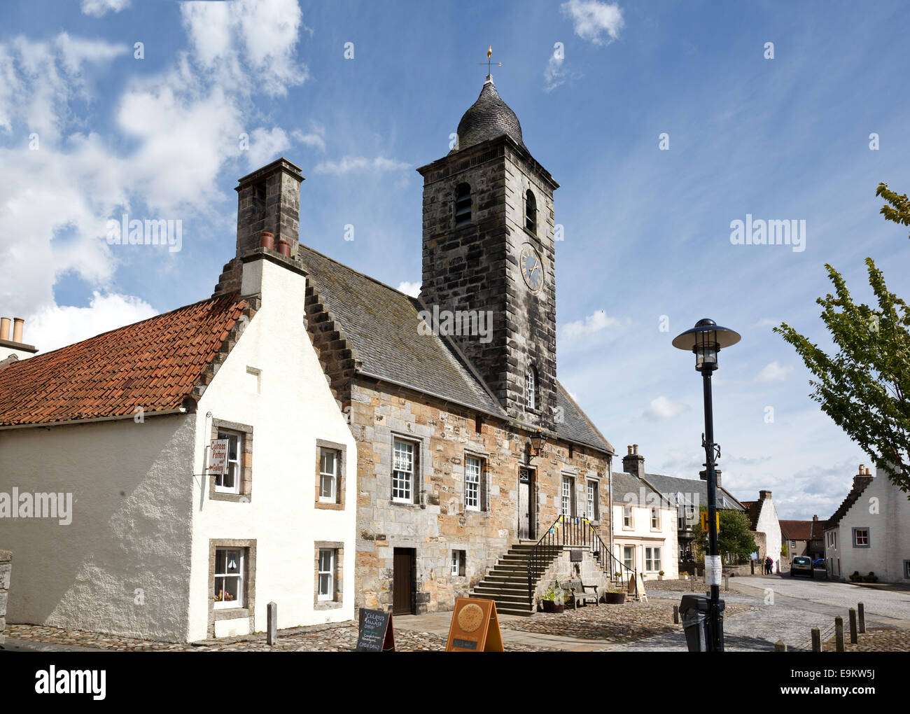 Le village de Culross dans le Fife, en Écosse. Cuileann gaélique : Ros Banque D'Images