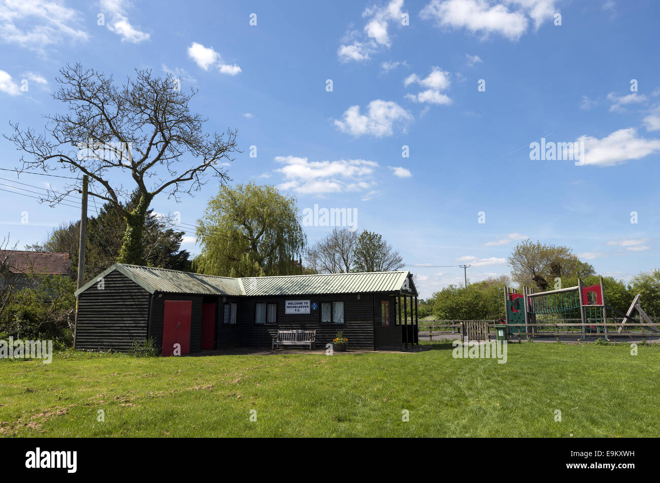 Micheldever football club house dans le petit village de Micheldever, Hampshire, England, UK Banque D'Images