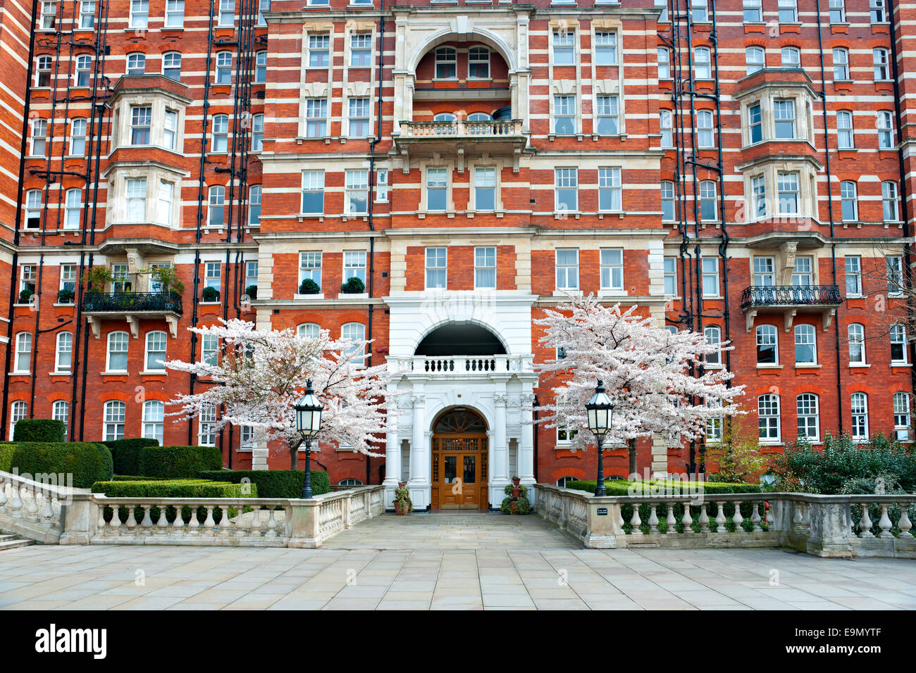 Palais typique près de Kensington Garden, Londres, Royaume-Uni. Banque D'Images