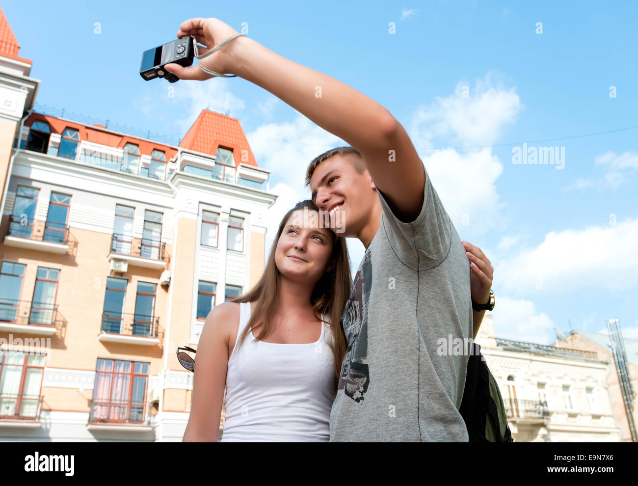 Couple prendre une photo ensemble Banque D'Images