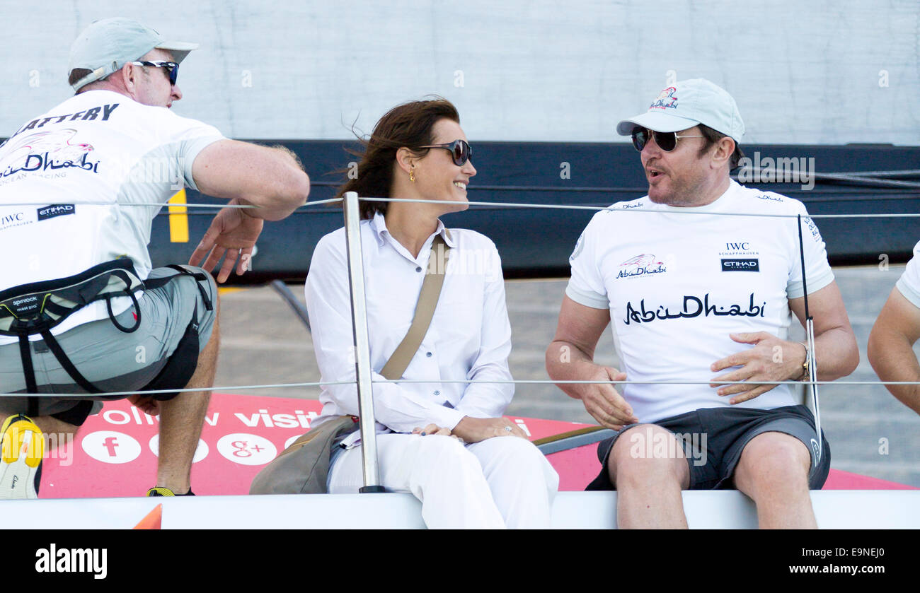 Simon et Yasmin Le Bon à bord d'Azzam pendant le Défi d'Artemis à Aberdeen Asset Management Cowes Week à Cowes sur l'île o Banque D'Images
