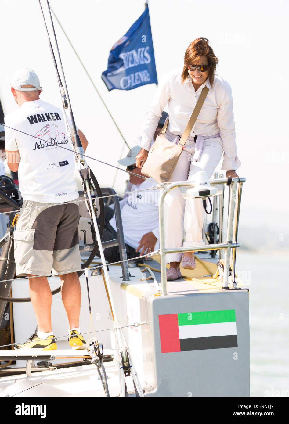 Simon et Yasmin Le Bon à bord d'Azzam pendant le Défi d'Artemis à Aberdeen Asset Management Cowes Week à Cowes sur l'île o Banque D'Images