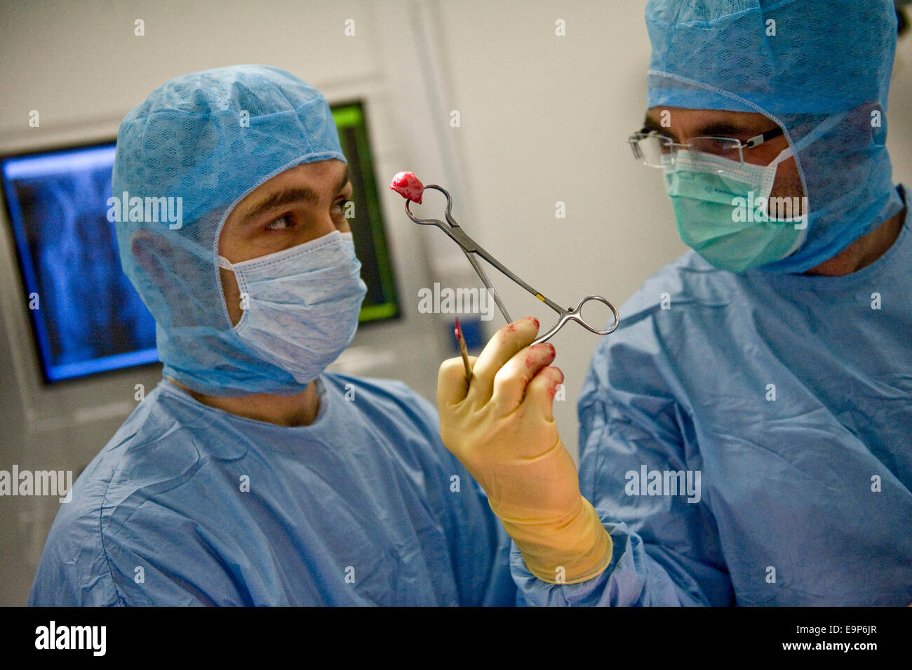Noel fitzpatrick Banque de photographies et d’images à haute résolution - Alamy