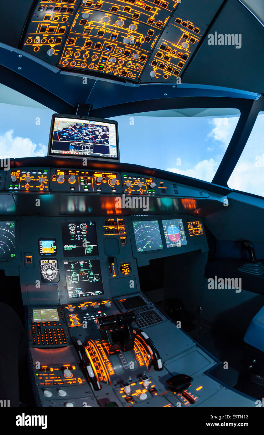 Instrument panel cockpit airbus a320 Banque de photographies et d