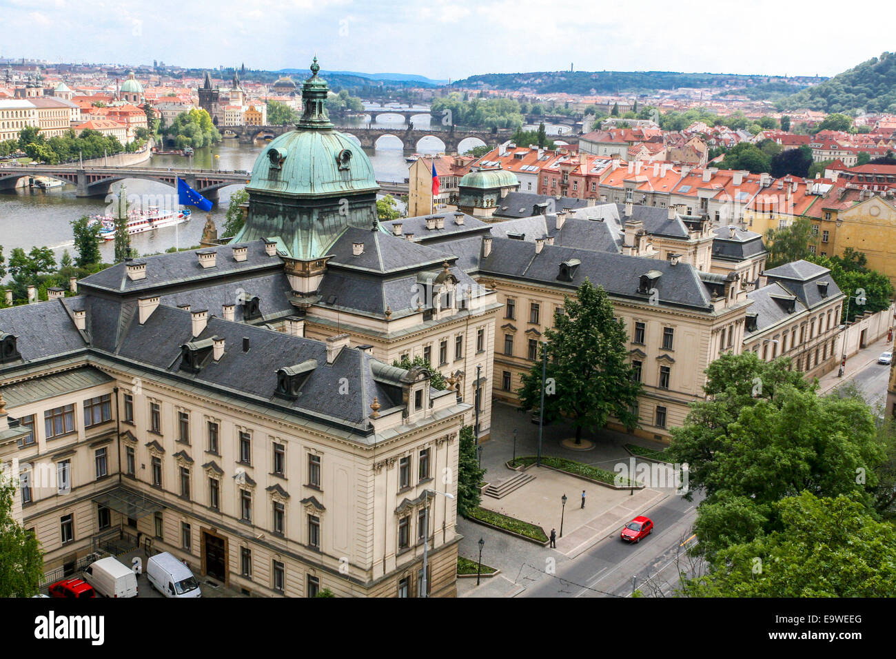 Ecole Straka, Bureau du Gouvernement tchèque Prague, vue de Letna Banque D'Images