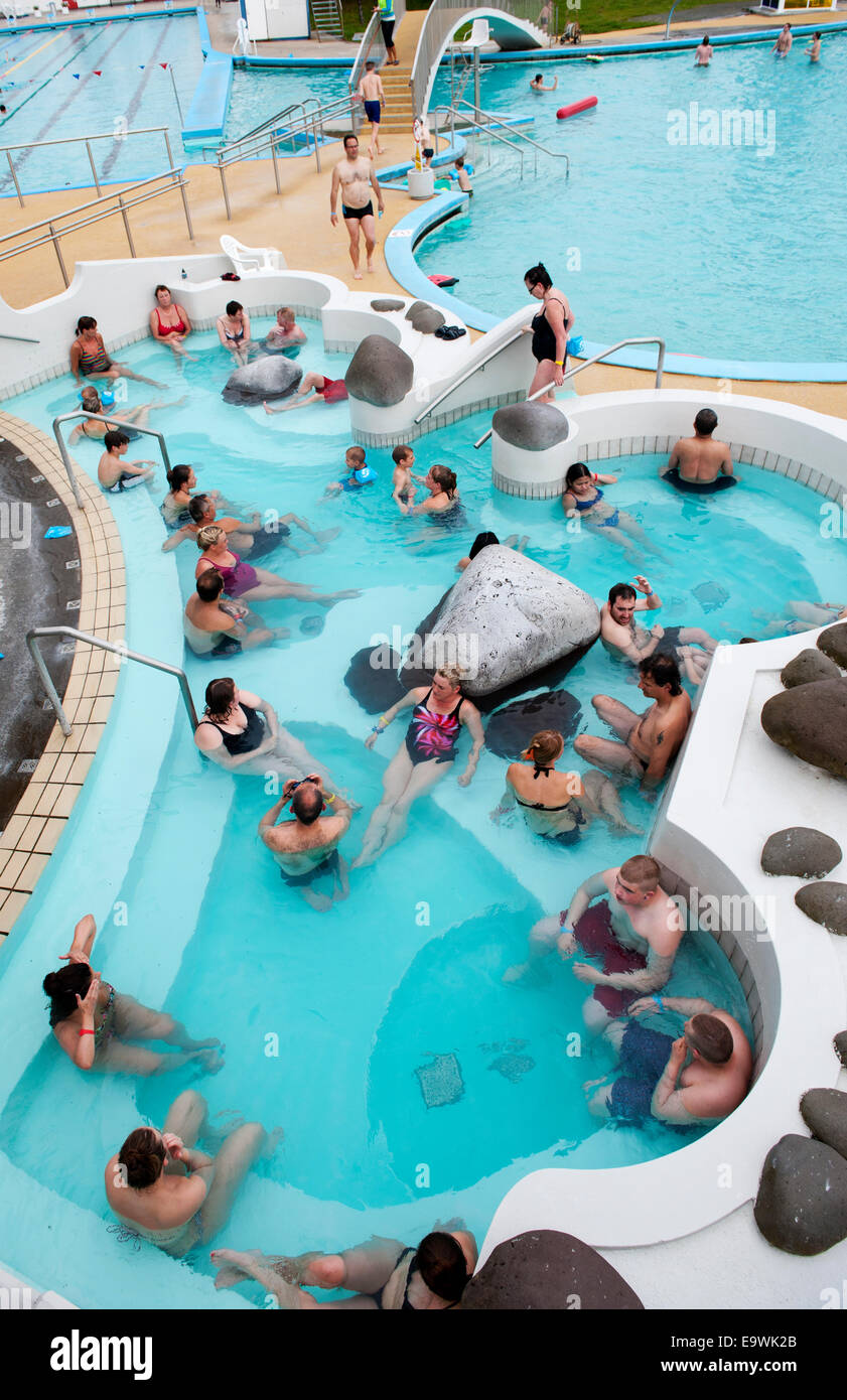 Laugardalslaug piscine de Reykjavik, Islande. Banque D'Images