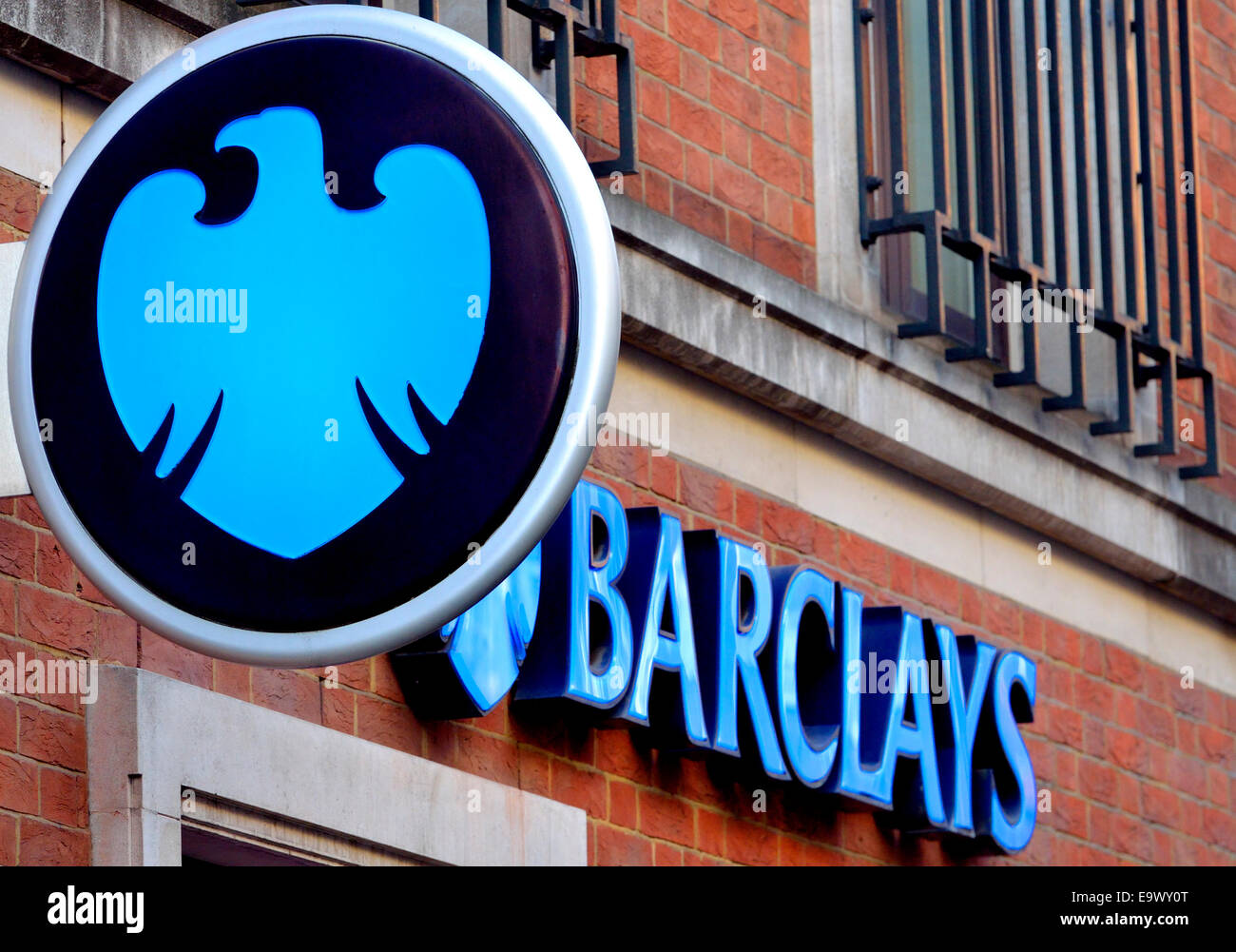 Londres, Angleterre, Royaume-Uni. Signe de la Barclays Bank Banque D'Images