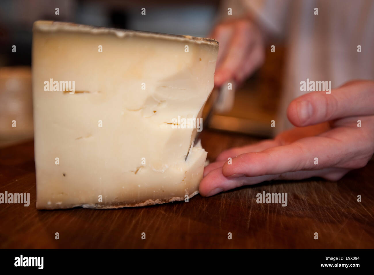Close up d'un bloc de fromage Banque D'Images