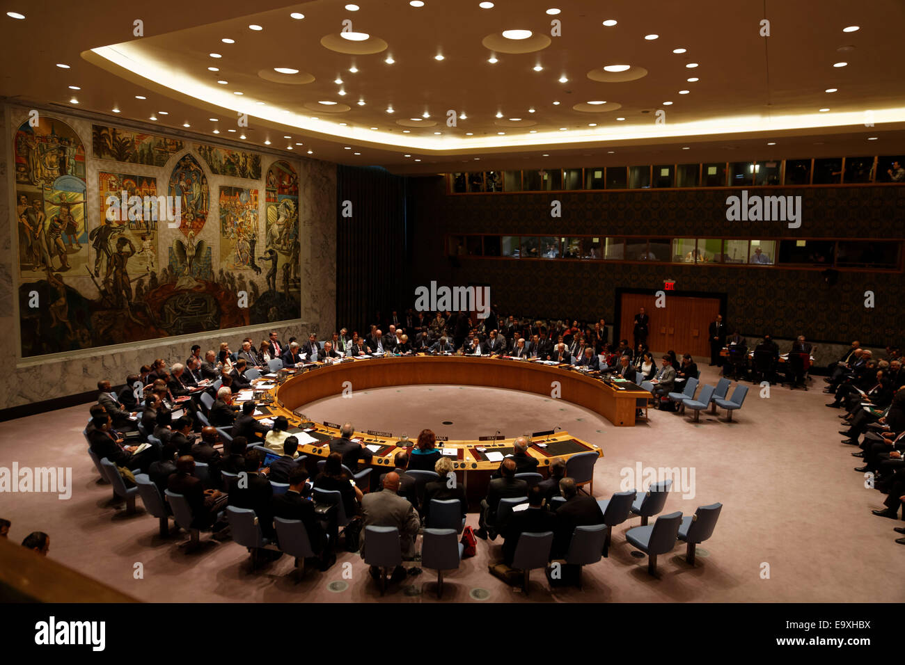 Une réunion en cours dans la salle du Conseil de sécurité, au Siège des Nations Unies à New York. Banque D'Images