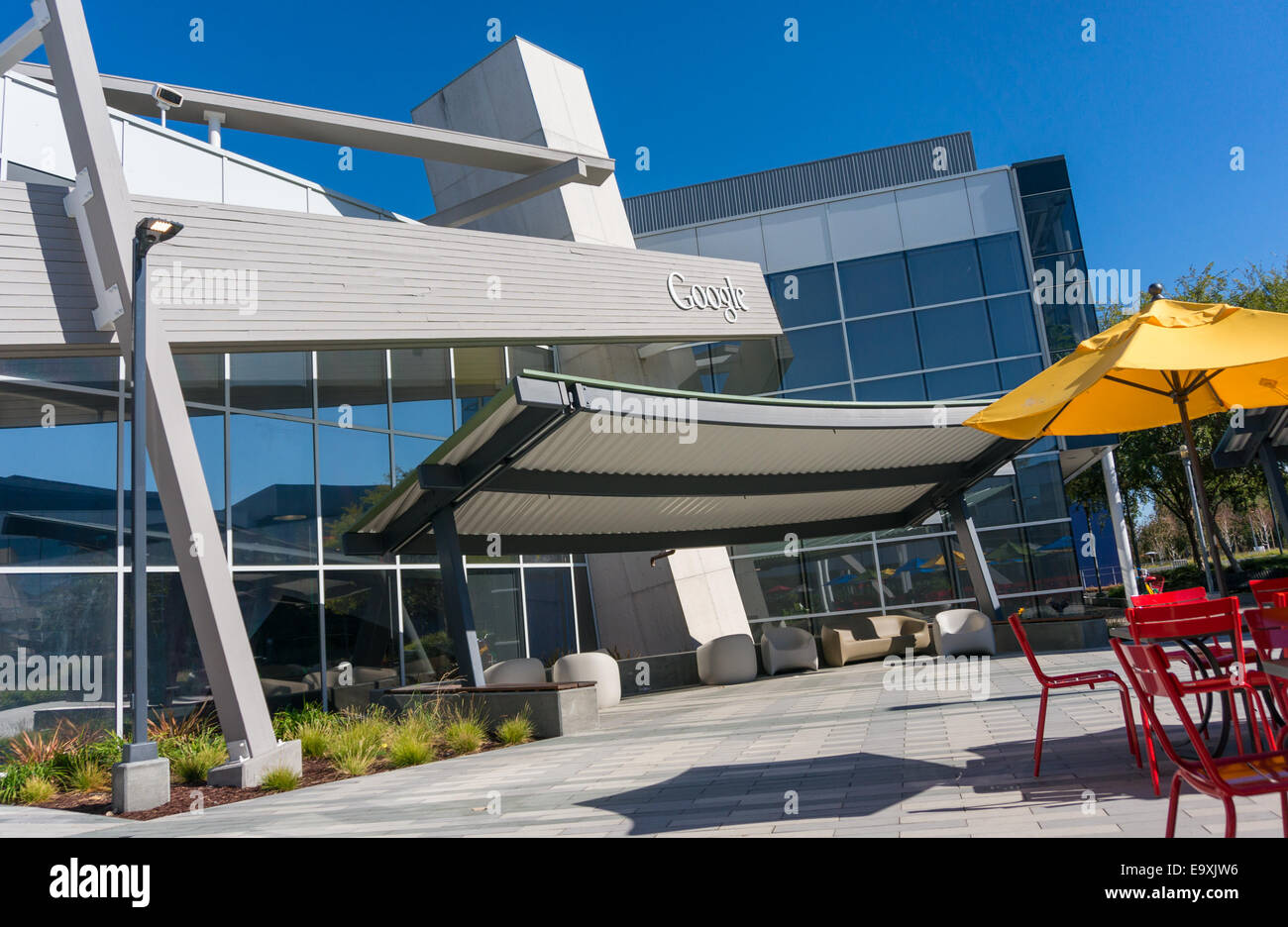 Vue extérieure du siège social de Google Googleplex. Banque D'Images