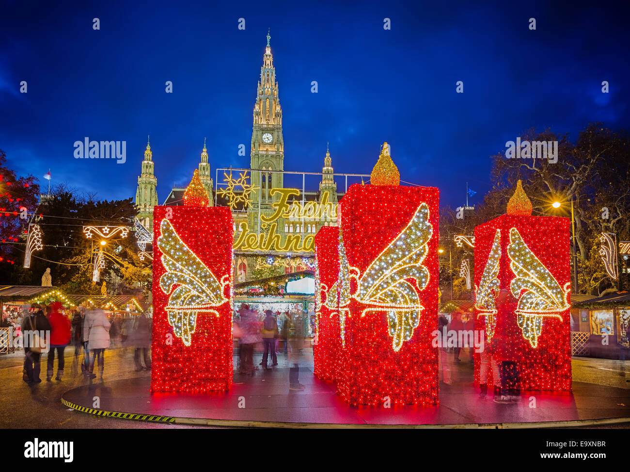 Rathaus et marché de Noël à Vienne Banque D'Images