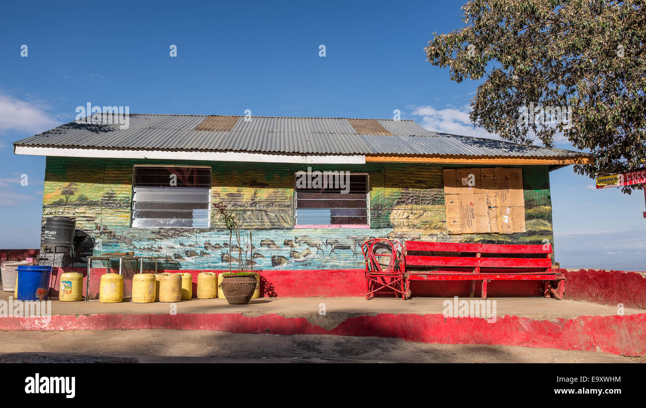 Café à la Kamandura Mai-Mahiu Narok route près de la Grande Vallée du Rift au Kenya, Afrique. Banque D'Images