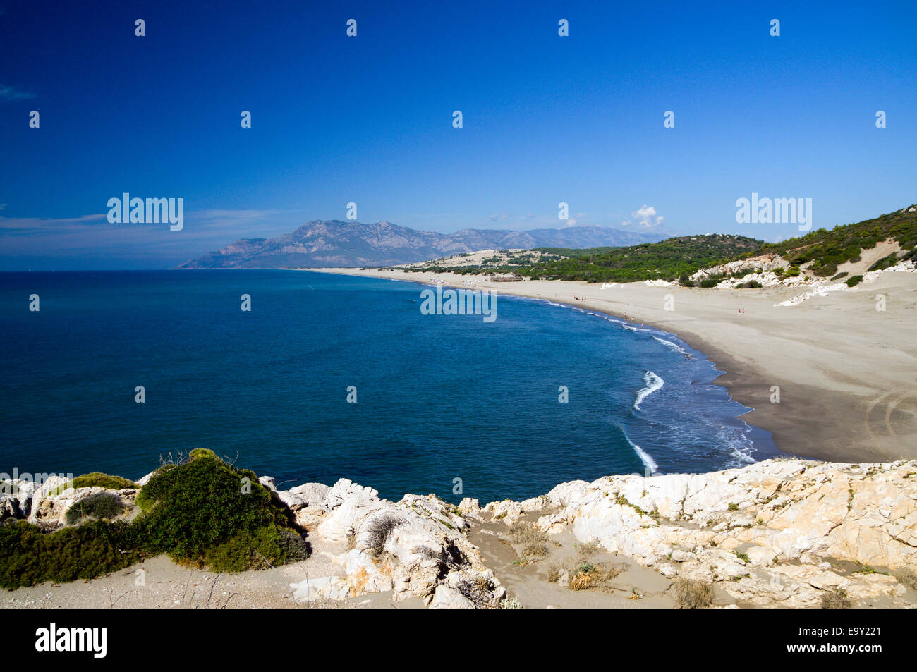 La plage de Patara, près de Kalkan, côte lycienne, près de Kas, Turquie, Asie. Banque D'Images