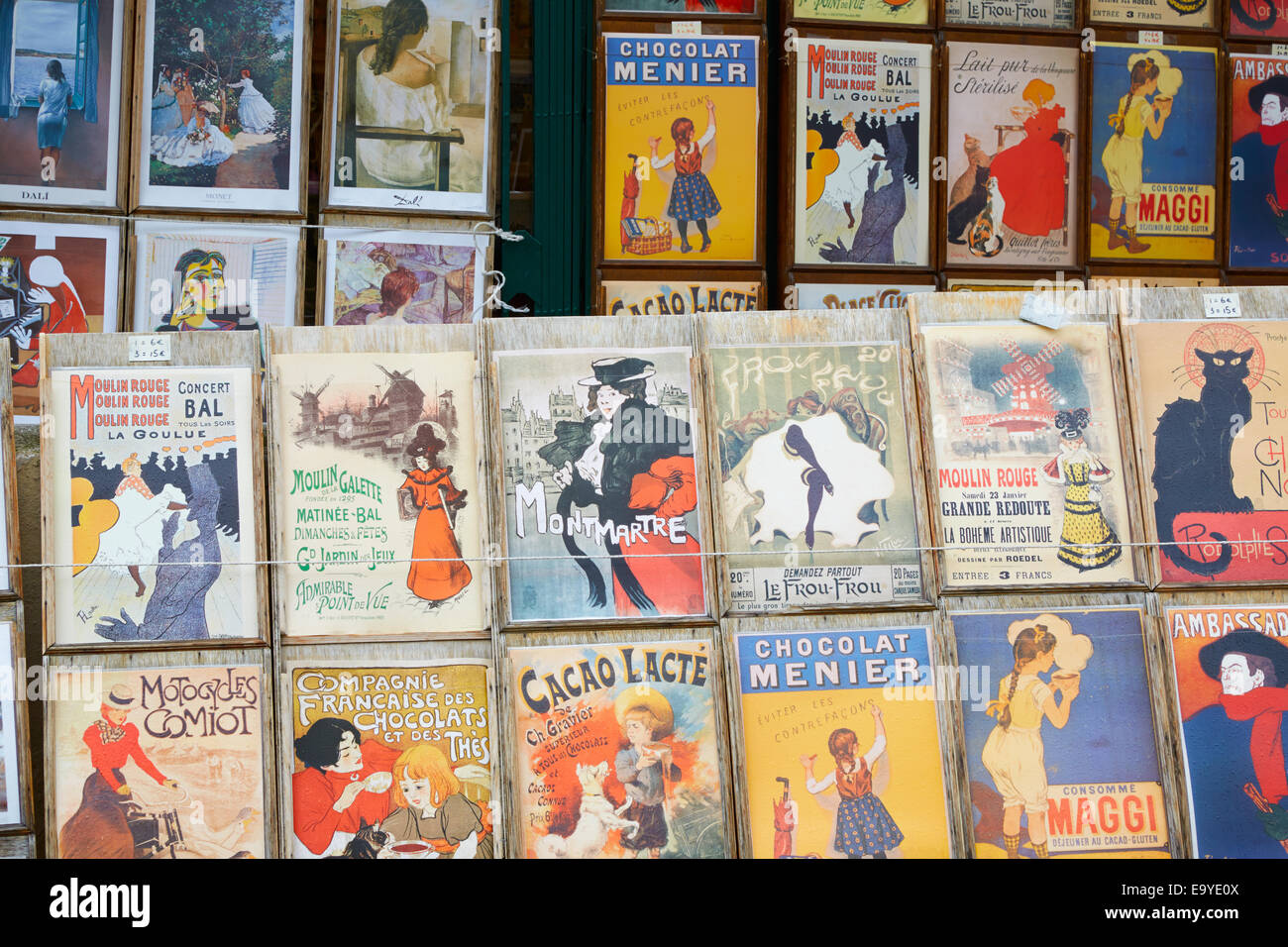 Tirages d'art à vendre à Montmartre, Paris, France Banque D'Images