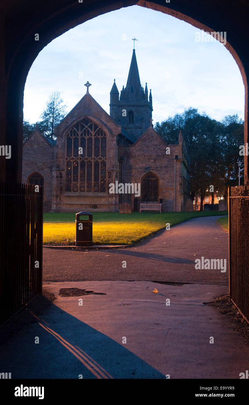 L'église Saint-Laurent, au crépuscule, Evesham, Worcestershire, Angleterre, RU Banque D'Images