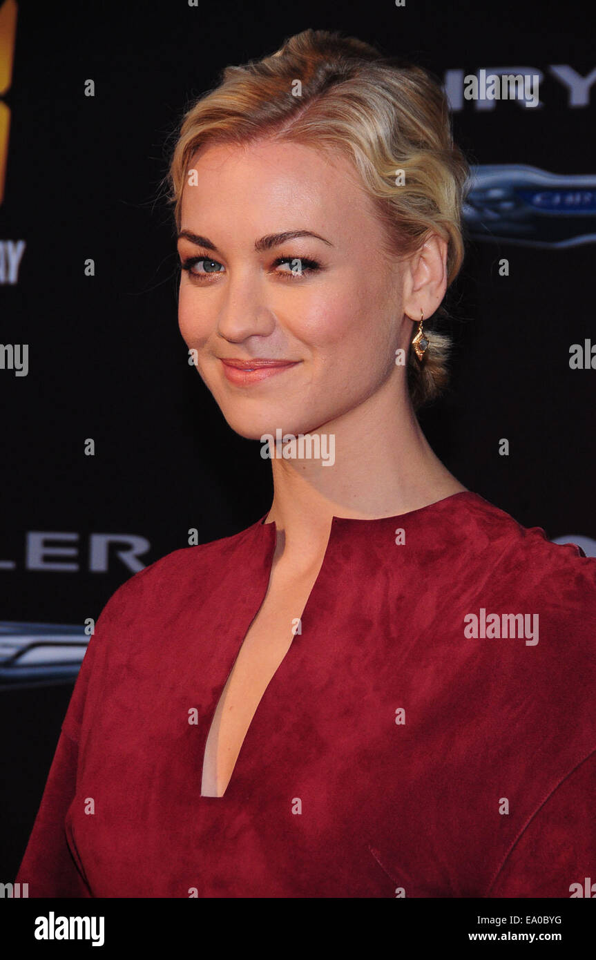 24 VIVRE UN AUTRE JOUR Premiere comprend : Yvonne Strahovski Où : NY, New York, United States Quand : 03 mai 2014 Banque D'Images