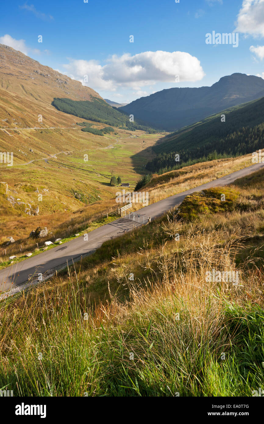 Repos ; et ; être reconnaissant ; ; ; Arrochar Argyll Bute ; ; ; pique-nique ; site visiteur ; point de vue ; histoire ; montagnes ; Ecosse ; UK Banque D'Images