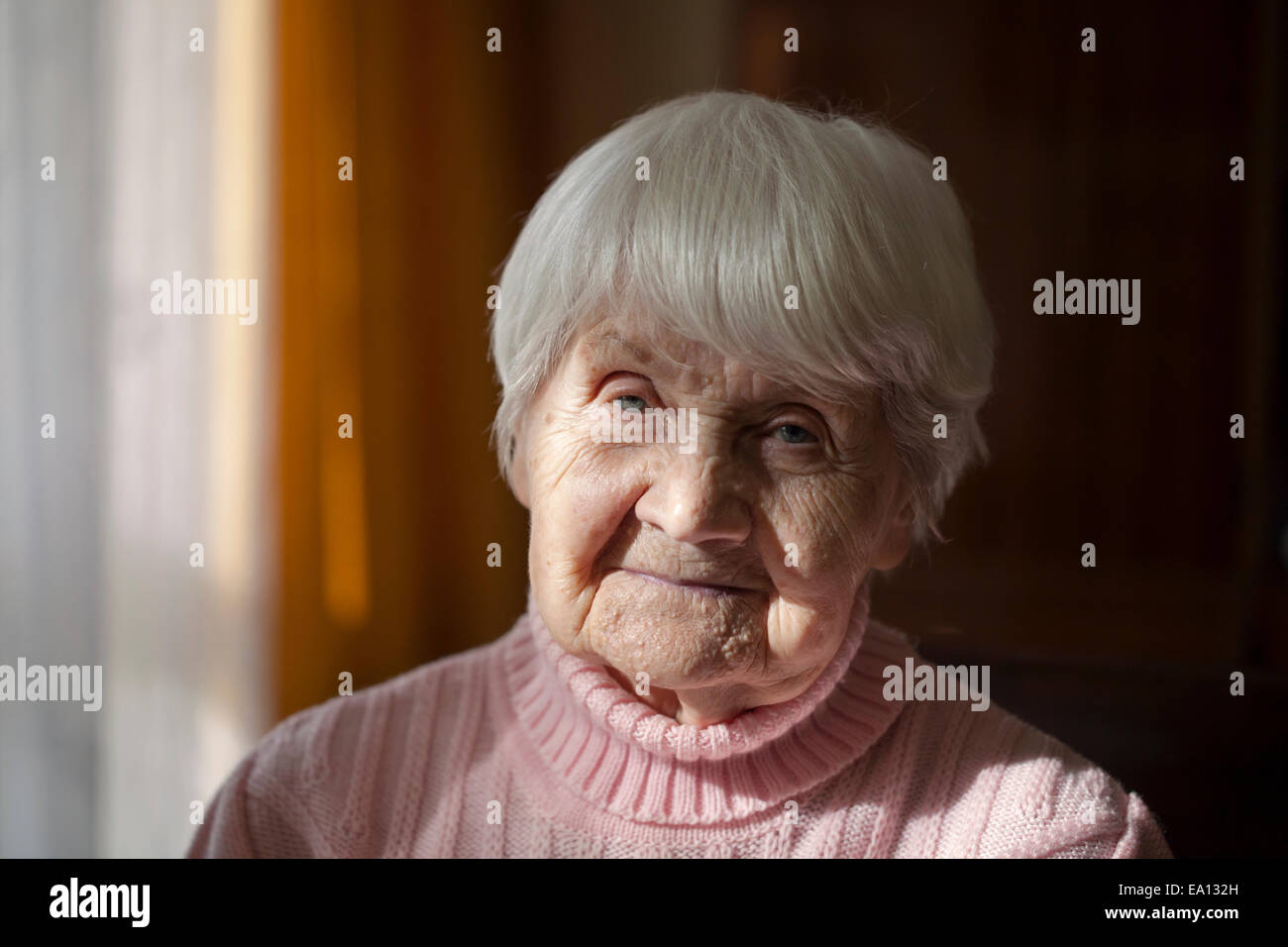photo d une vieille dame