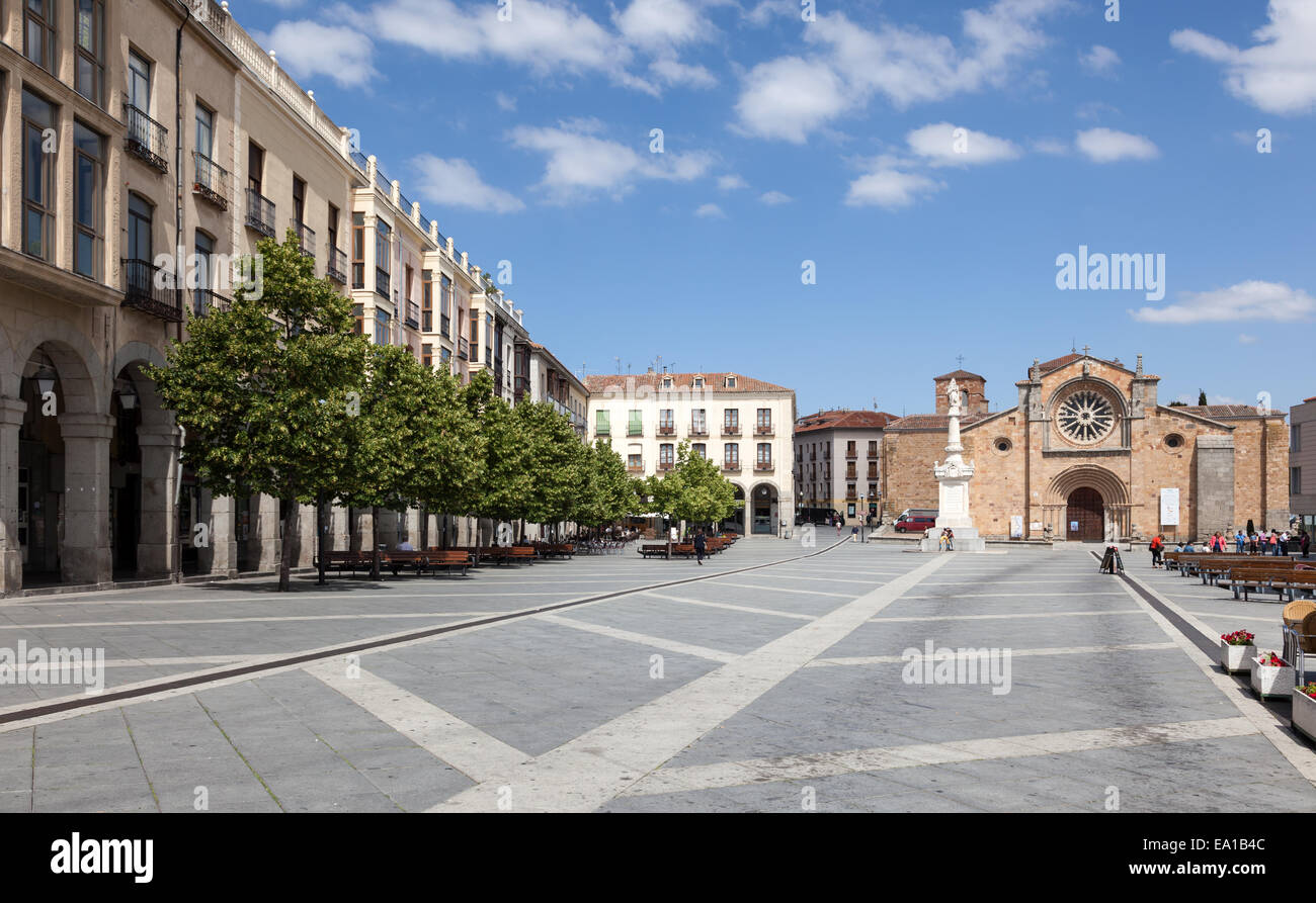 Plaza de Santa Teresa de Avila, Castille et Leon, Espagne Banque D'Images