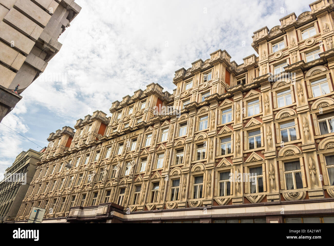 Les bâtiments et les habitations dans le centre historique de Prague : la Villa Adria Banque D'Images