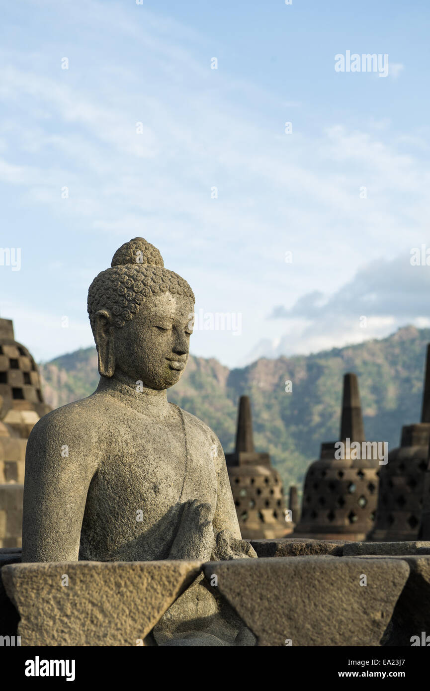 Statue de Bouddha à Borobudur Banque D'Images