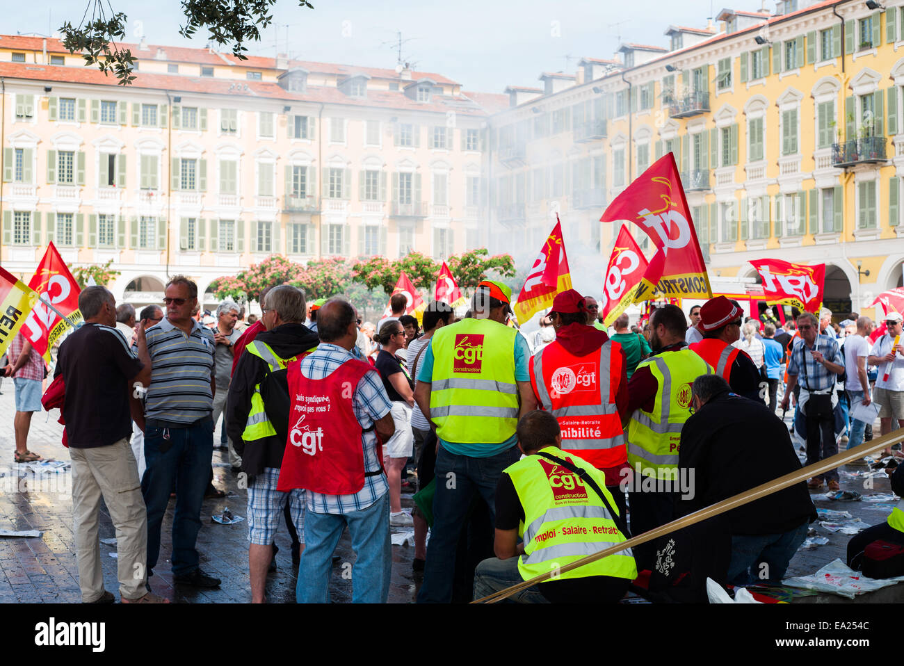 Des démonstrations de la CGT syndicate sur la Place Garibaldi, Nice, France. Banque D'Images