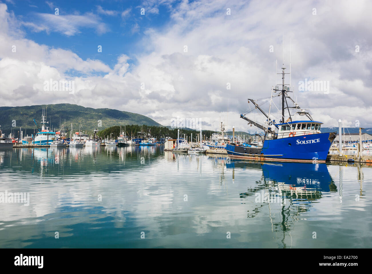 Cordova petit bateau port, Prince William Sound, Southcentral Alaska, USA. Banque D'Images