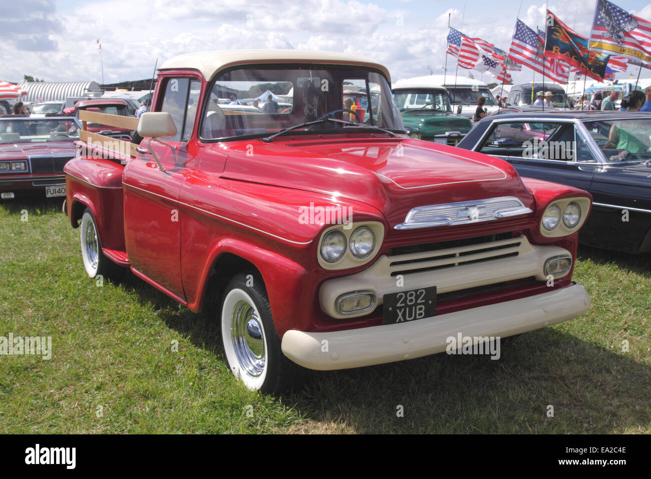 1959 GMC Pick Up Truck à White Waltham Retro Festival 2014 Banque D'Images