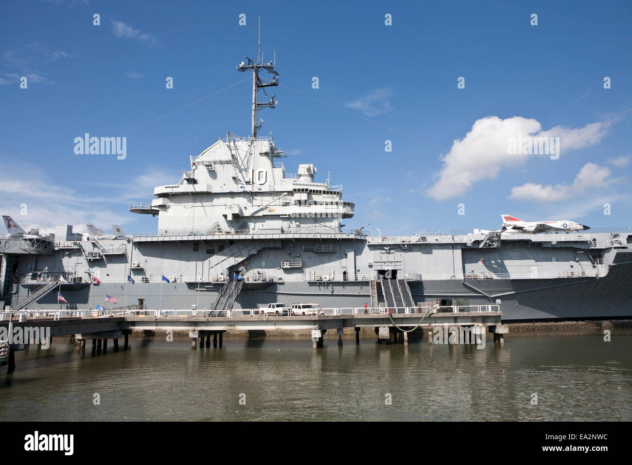 Côté de l'USS Yorktown (CV-10), à Patriot's Point, en Caroline du Sud Banque D'Images