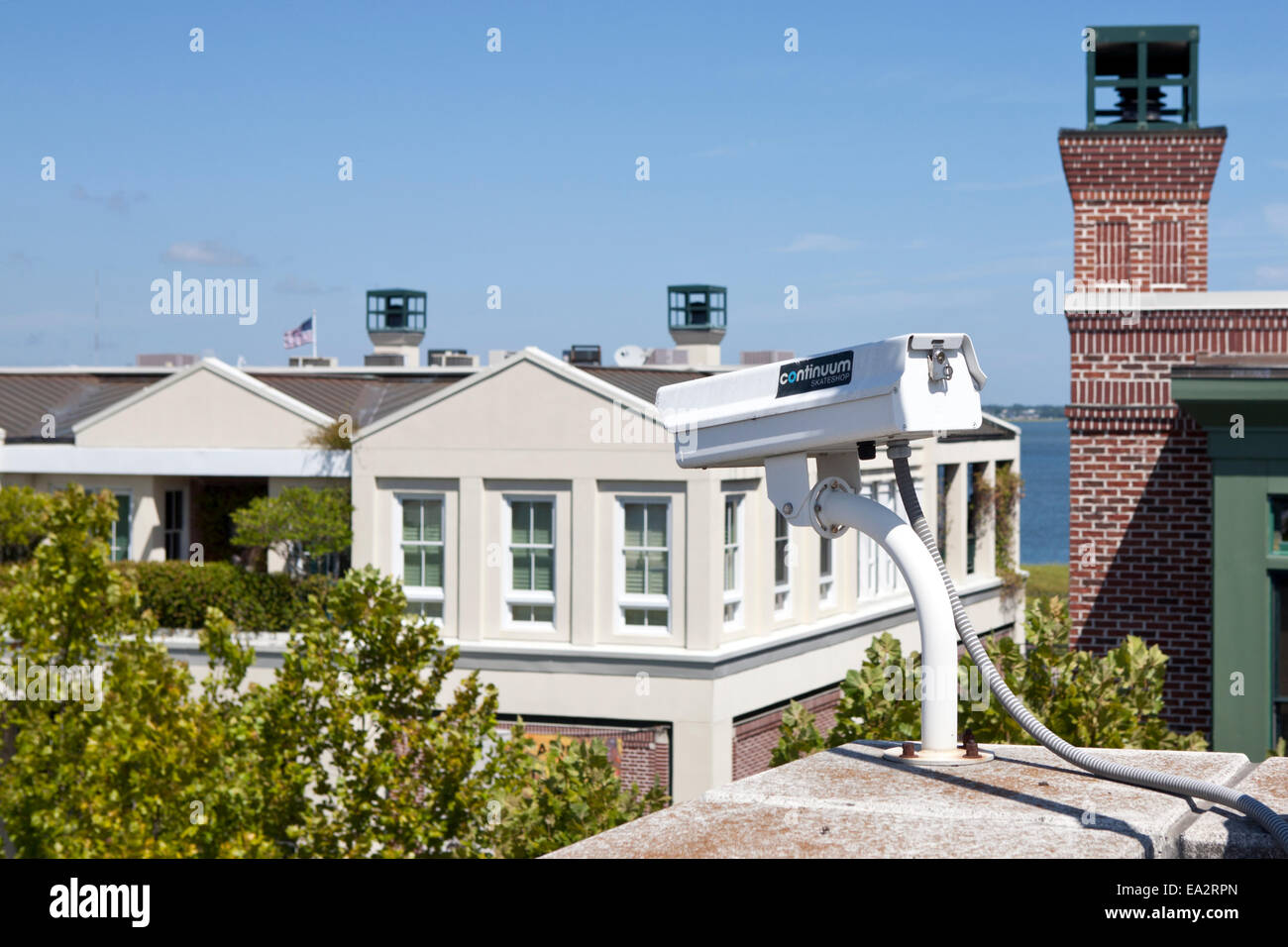 Caméra de sécurité sur le dessus d'un garage à Charleston, Caroline du Sud. Banque D'Images