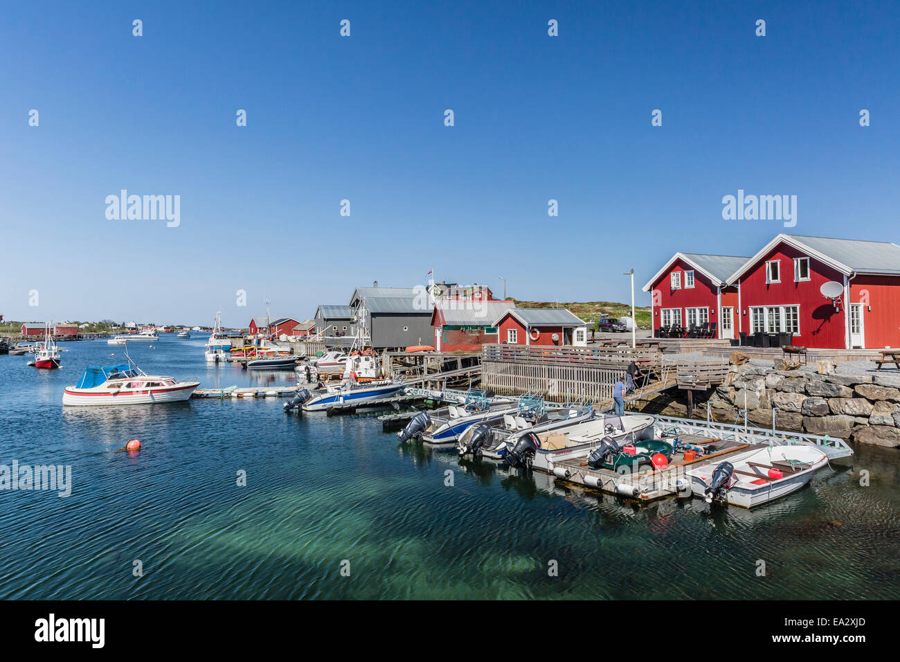 Le petit village de Nes de la pêche norvégienne, UNESCO World Heritage Site, Vega Island, Norway, Scandinavia, Europe Banque D'Images