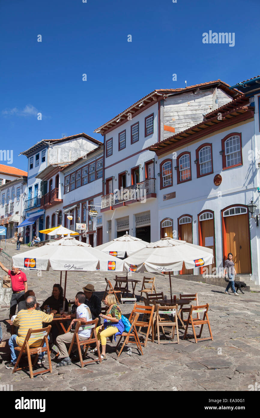 Café en plein air au square, Diamantina, UNESCO World Heritage Site, Minas Gerais, Brésil, Amérique du Sud Banque D'Images
