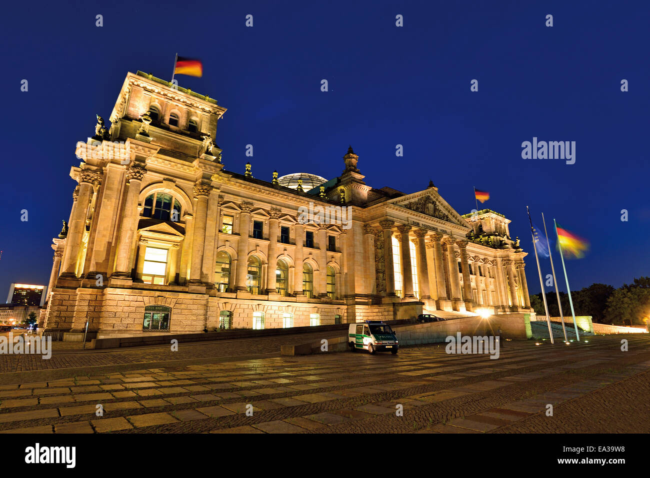 Allemagne, Berlin : "Le Parlement allemand Reichstag' par nuit Banque D'Images