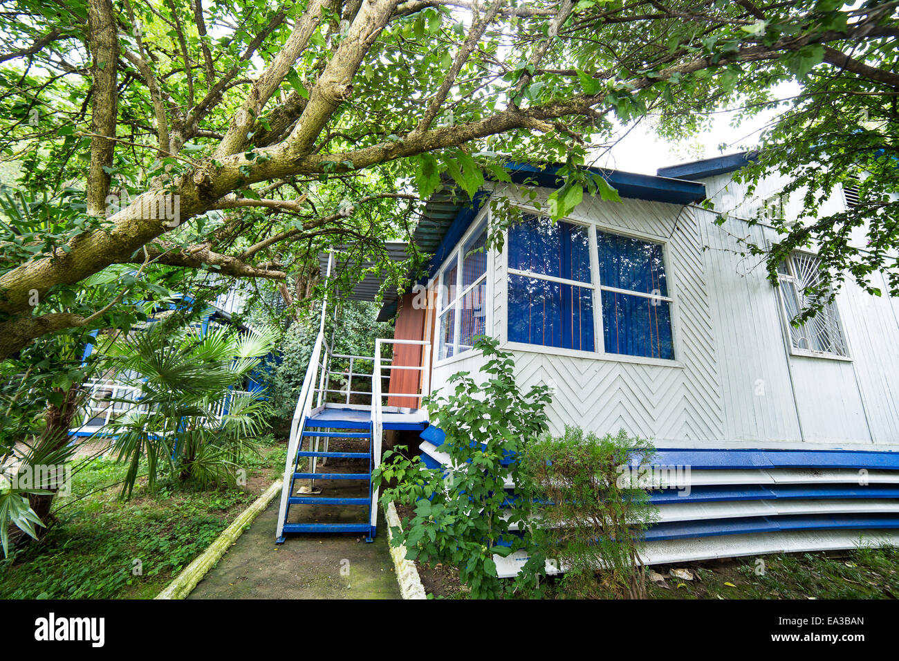 Vieille maison en bois, de Goudaouta, en Abkhazie Banque D'Images