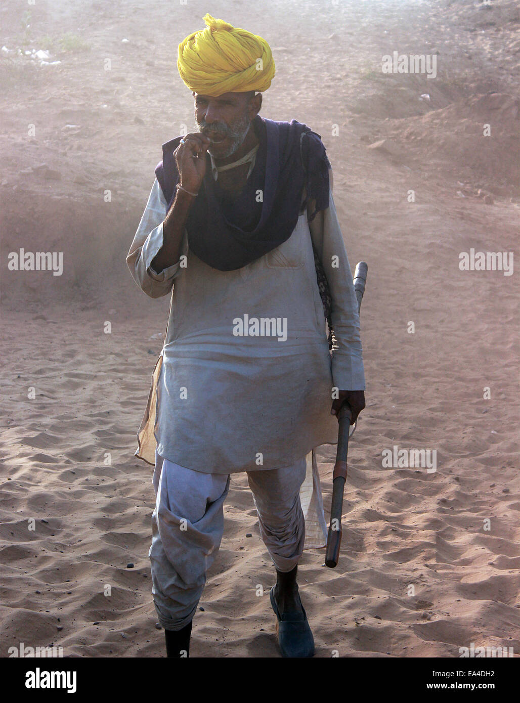 Turban, Indien, homme, vieil homme, villageois, moustache, barbe à Pushkar, Rajasthan, Inde. Banque D'Images