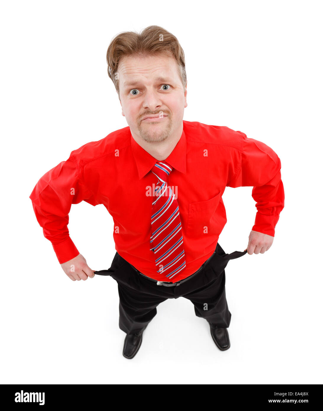 Vue de dessus du pauvre homme montrant sa poche vide Banque D'Images