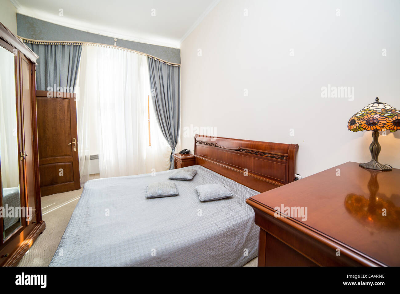 Maison moderne et design d'intérieur chambre à coucher de l'hôtel Banque D'Images