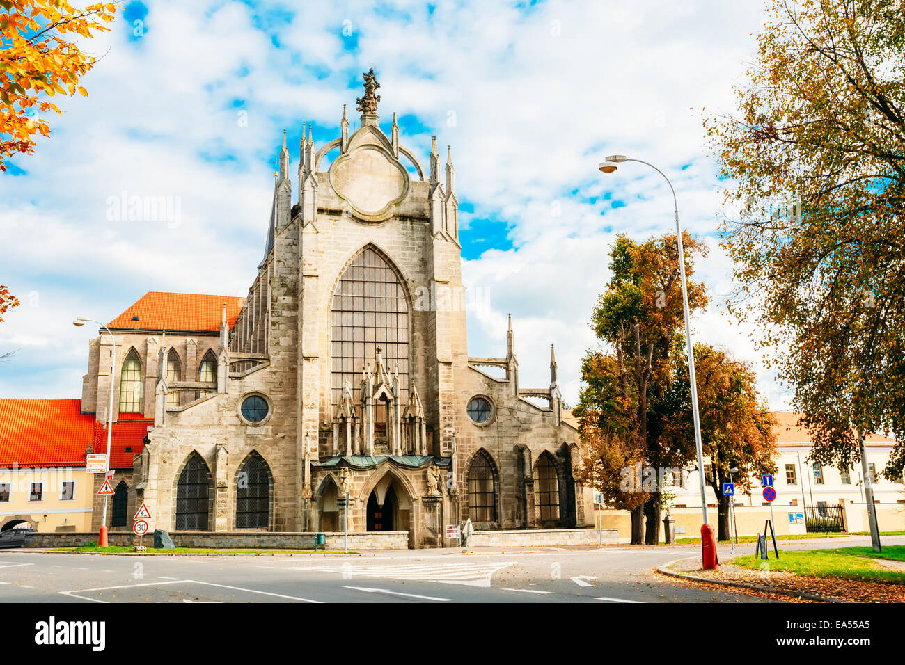 De l'église Assomption de Notre-Dame et de Saint Jean-Baptiste est dans Kutna Hora en République Tchèque Banque D'Images