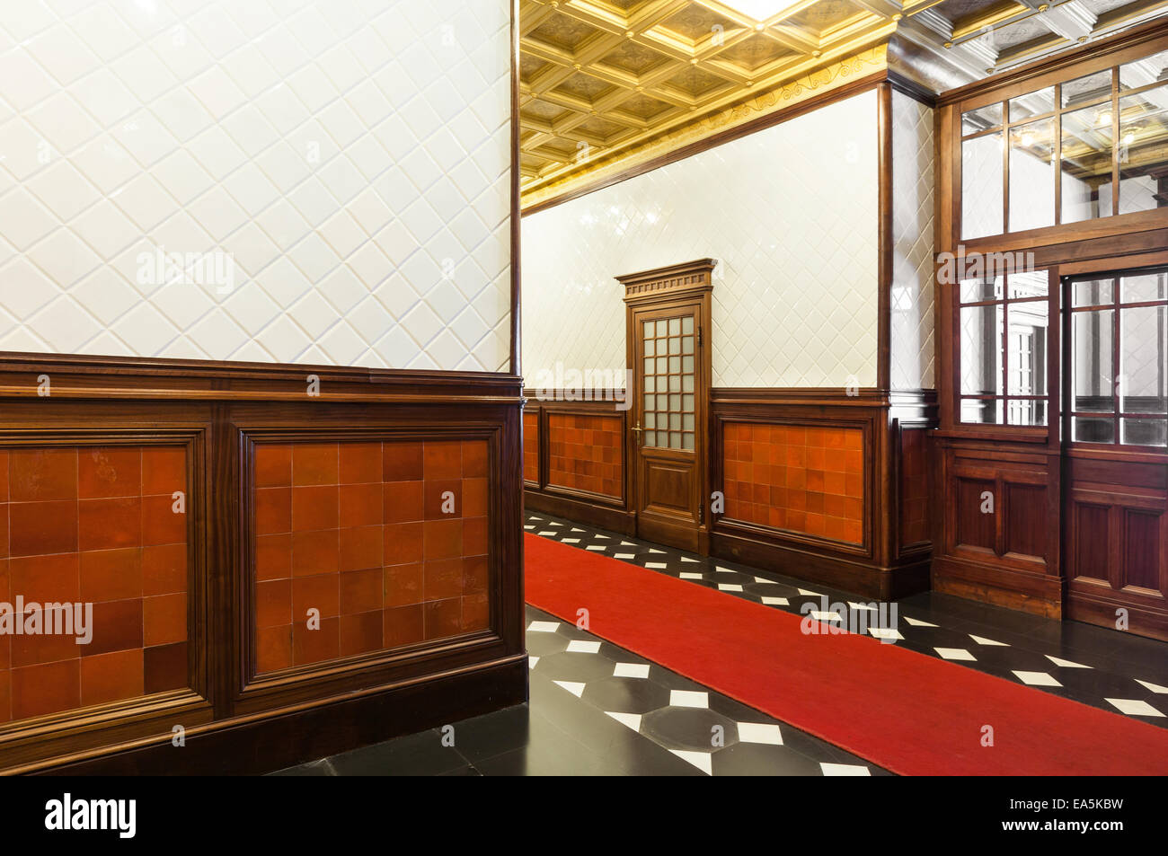 Couloir intérieur, d'un ancien palais Banque D'Images