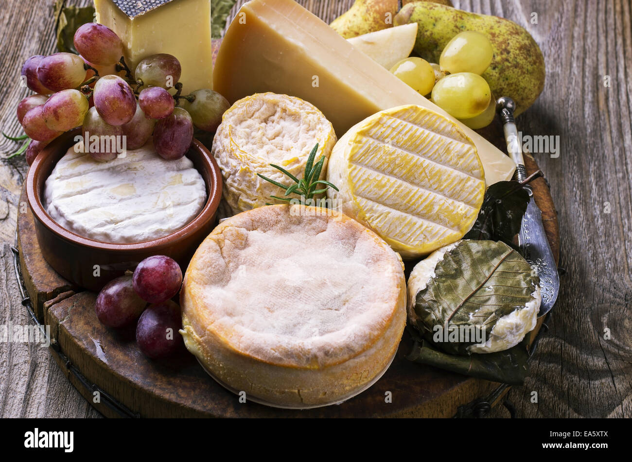 assiette de fromages Banque D'Images