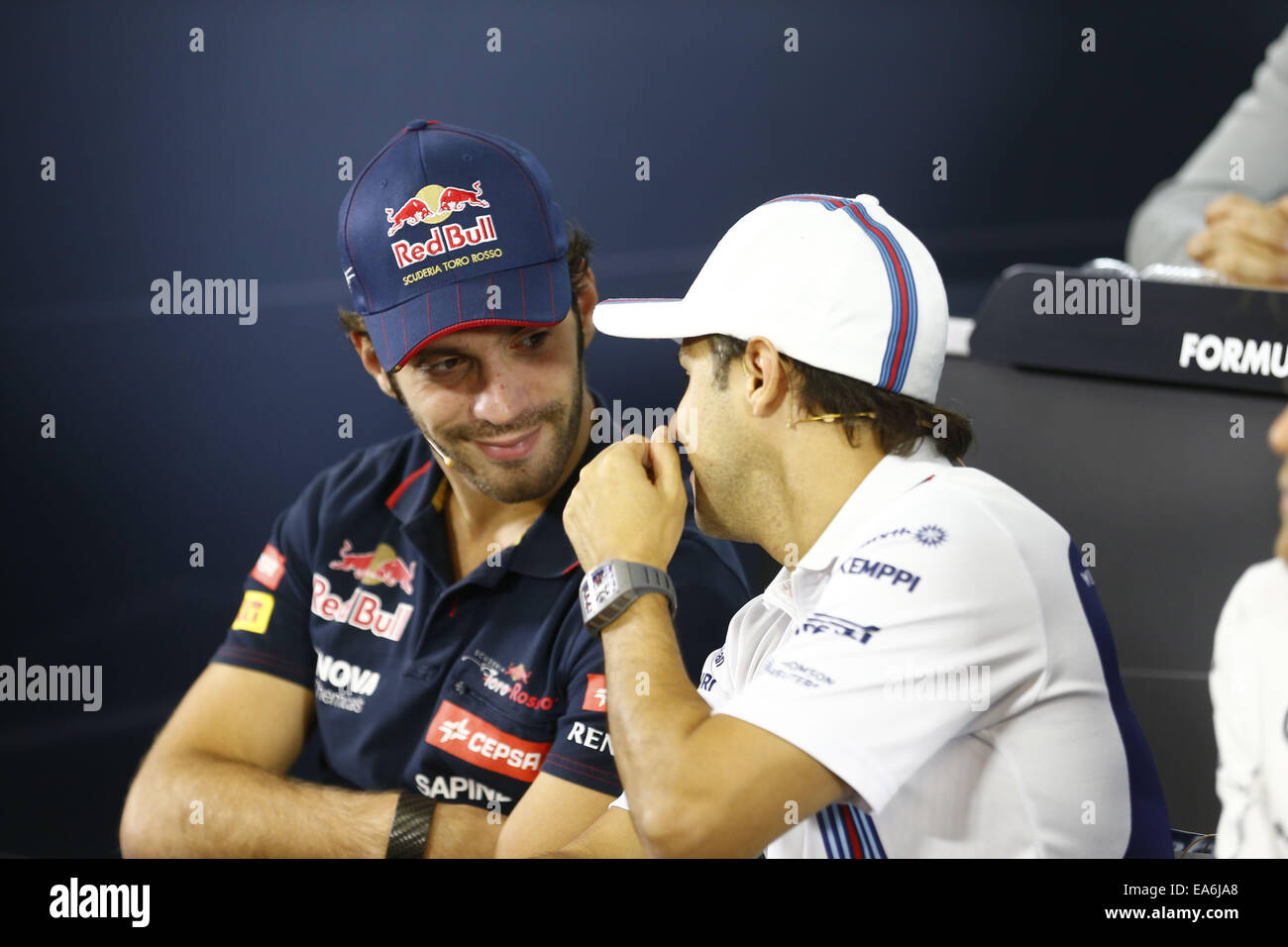 Sport Automobile : Championnat du Monde de Formule 1 de la FIA 2014, Grand Prix du Brésil, # 25 Jean-Eric Vergne (FRA, Scuderia Toro Rosso), # 19 Felipe Massa (BRA, Williams Martini Racing), Banque D'Images