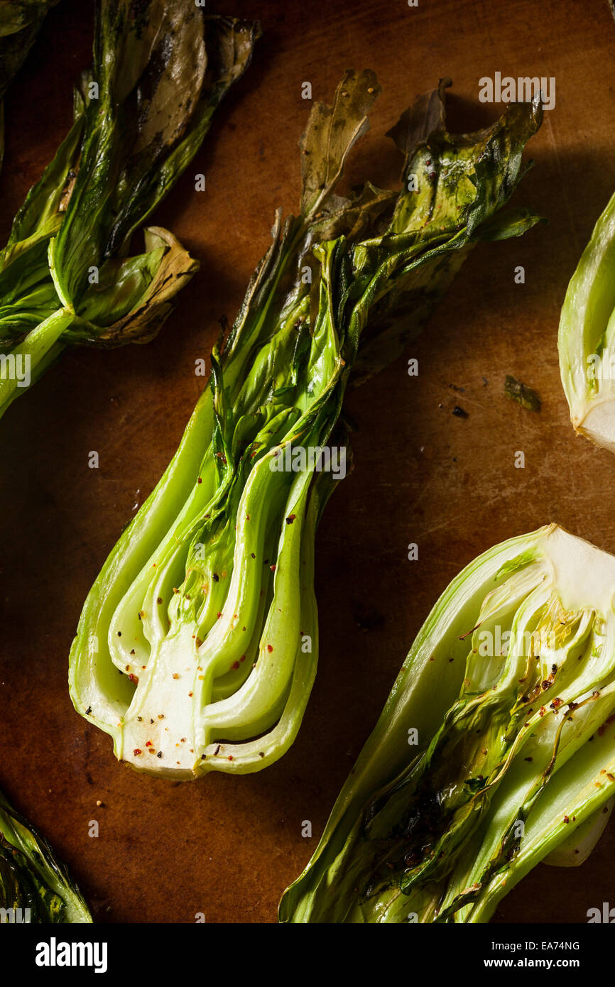 Bio Pour Bebe Le Bok Choy Cuit Avec Sel Et Poivre Photo Stock Alamy
