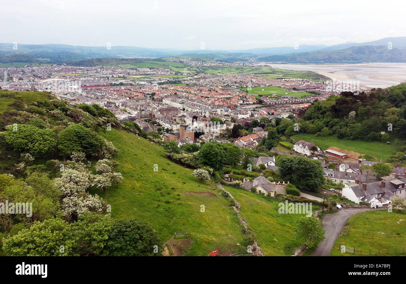 Llandudno, au Pays de Galles, Grande-Bretagne. 22 mai, 2014. Région rurale près de Llandudno une station balnéaire, la ville et la communauté dans l'arrondissement du comté de Conwy, Pays de Galles, situé sur la péninsule d'Creuddyn. Dans le recensement de 2011 UK, la communauté, qui comprend la baie de Penrhyn et Penrhynside, avait une population de 20 710. Le nom de la ville est dérivé de son saint patron, Saint Tudno. © Kevin E. Schmidt/ZUMA/Alamy Fil Live News Banque D'Images