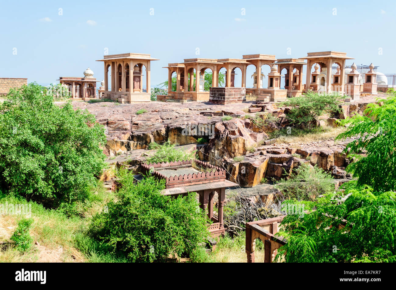 Runis des cénotaphes de Marwar kings à Jaswant Thada, Jodhpur, Inde, Rajsthan Banque D'Images