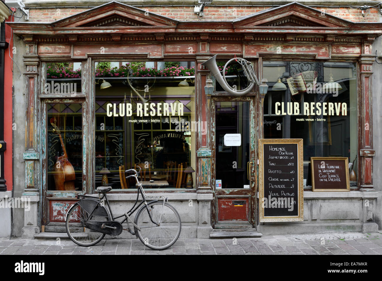 Music Bar, Jan Breydelstraat, Gand, Flandre, Belgique, Europe Banque D'Images
