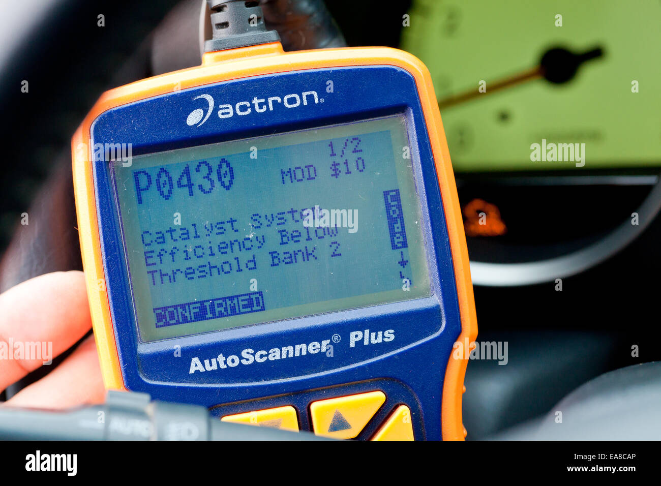 L'outil de diagnostic automobile OBD II - USA Banque D'Images