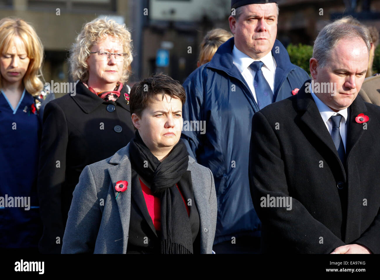 Glasgow, Royaume-Uni. 09Th Nov, 2014. Le Défilé du Jour du Souvenir a eu lieu au cénotaphe de George Square, Glasgow, à l'extérieur de la ville, chambres. Tous les régiments écossais et des services armés, étaient représentés à la parade et plusieurs dignitaires et membres du Parlement écossais a également assisté à déposer des couronnes, dont Nicola Sturgeon, Premier Ministre désigné, Johanne Lamont, ancien chef du Parti travailliste en Ecosse et Ruth Davidson, chef de la Scottish conservateurs. Credit : Findlay/Alamy Live News Banque D'Images