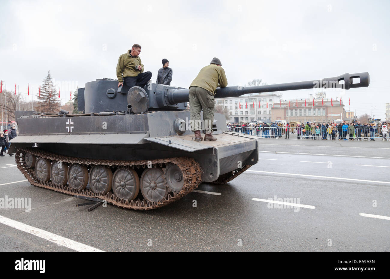 German tiger tank Banque de photographies et d’images à haute ...