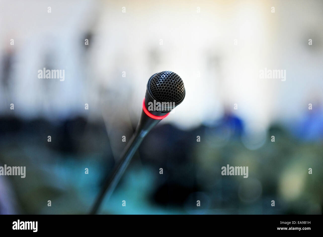 Close up avec un microphone de conférence de presse Banque D'Images