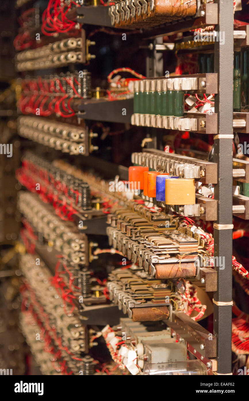 Reconstruire de Turing Bombe à Bletchley Park, utilisé pour aider à déchiffrer la guerre German-Enigma-Machine-encrypted messages secrets Banque D'Images